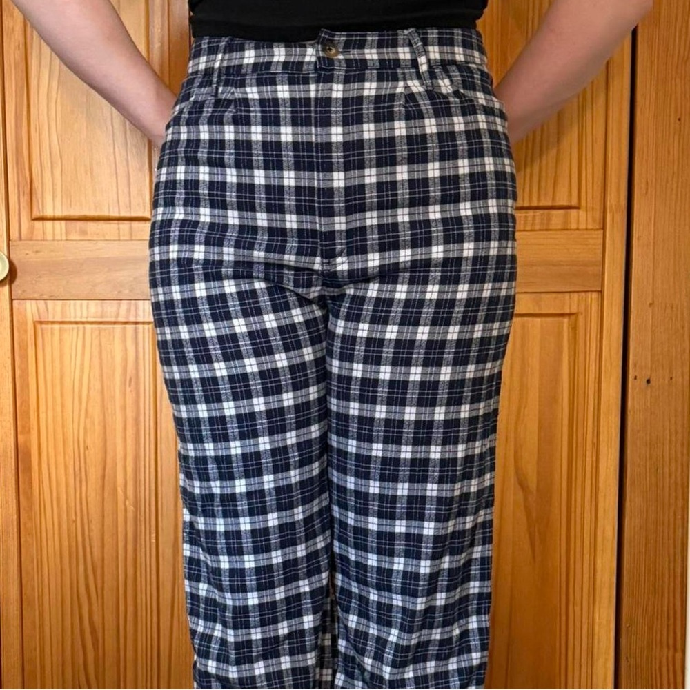 Hollister High-Waisted Plaid Pants-Size 9L